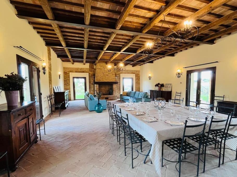 Villa Finetta - Tabiano Castello Country Villas سالسوماجّوري تيرمي المظهر الخارجي الصورة